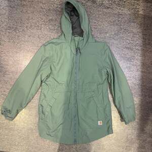 Carhartt Women's 104221 Rain Defender Relaxed Fit Lightweight Rain Jacket